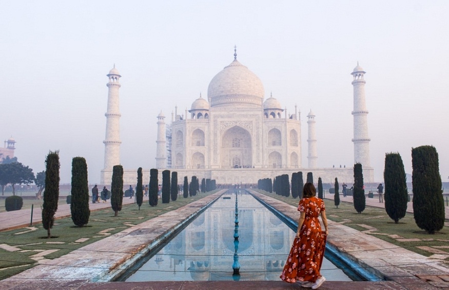 VISIT THE TAJ MAHAL: TRAVEL GUIDE AND ADVICE