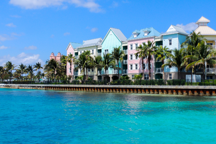 Experiencing the Bahamas Aboard a Feadship Yacht Charter
