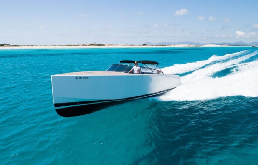 How the VanDutch 40 is Quietly Redefining What 40 Feet of Luxury is